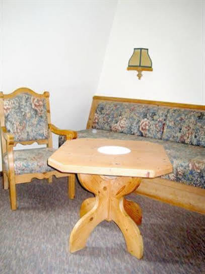 Hotel Loewen Randersacker Esterno foto